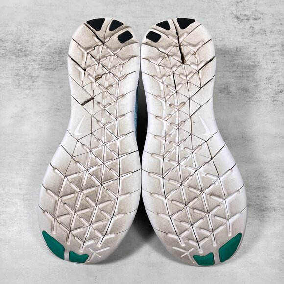 Nike Free RN Flyknit Running Shoes - Women's Size 7.5 - Blue - Picture 9 of 10